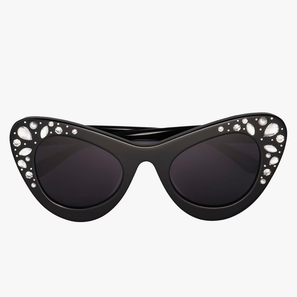 Betsey Johnson Elegant Black Cat-Eye Sunglasses with Crystal Accents - Picture 1 of 4